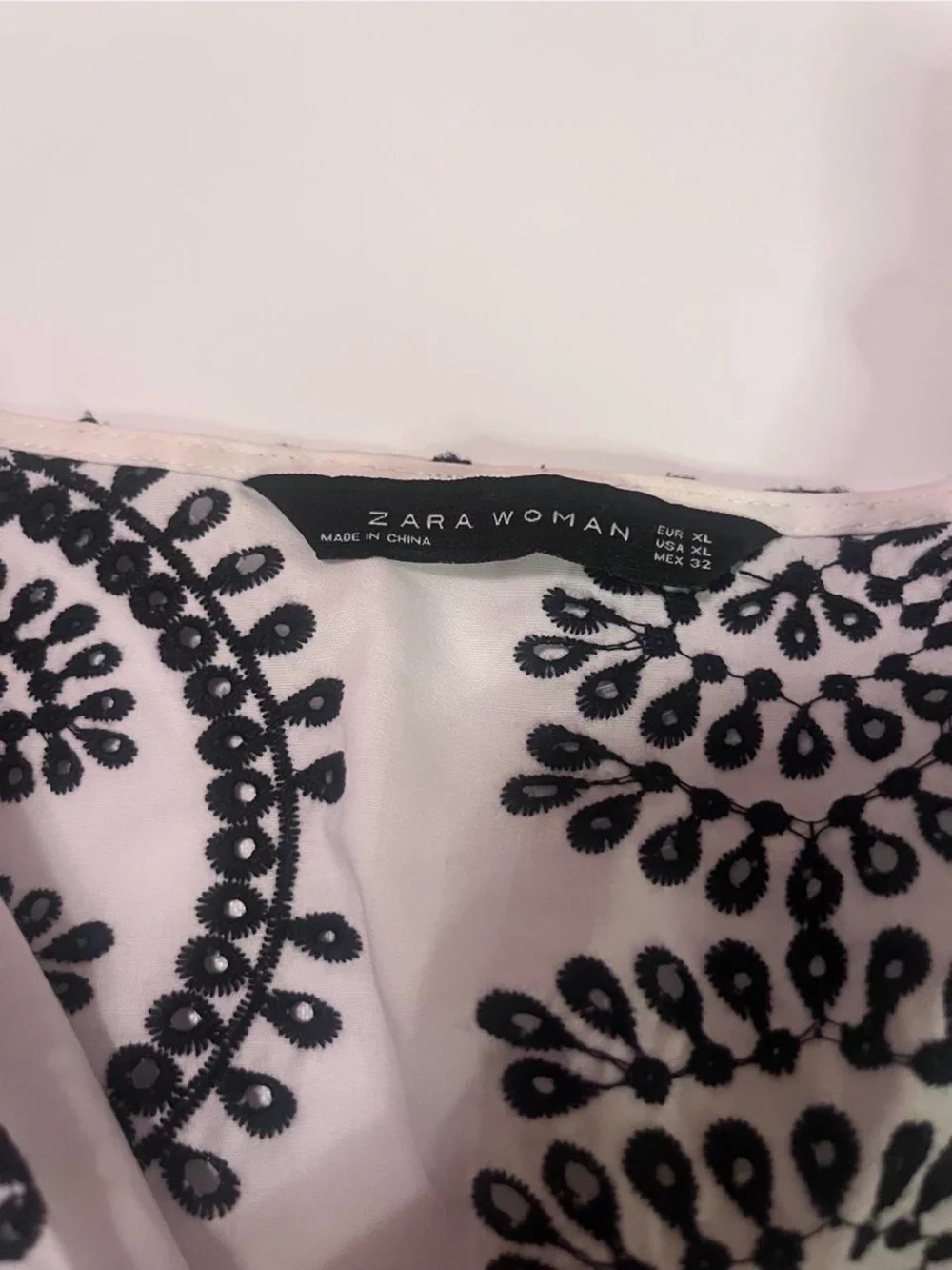 Zara Black & White Embroidered-Pattern V-Neck Blouse